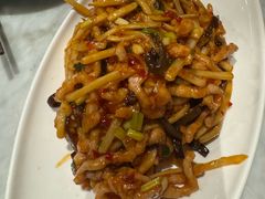 -渝信川菜 · 川味家常菜(财富购物中心店)