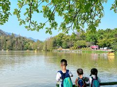 -星湖旅游景区七星岩