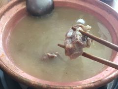 -阿婆情腊排骨火锅(金虹路店)