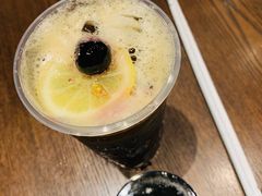 酸柠浮冷萃-星巴克臻选(南京金茂览秀城店)