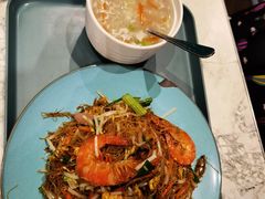 -大食代美食广场(上海中心店)