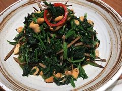 青年拌菜-青年公社烤鸭(宝杨宝龙广场店)