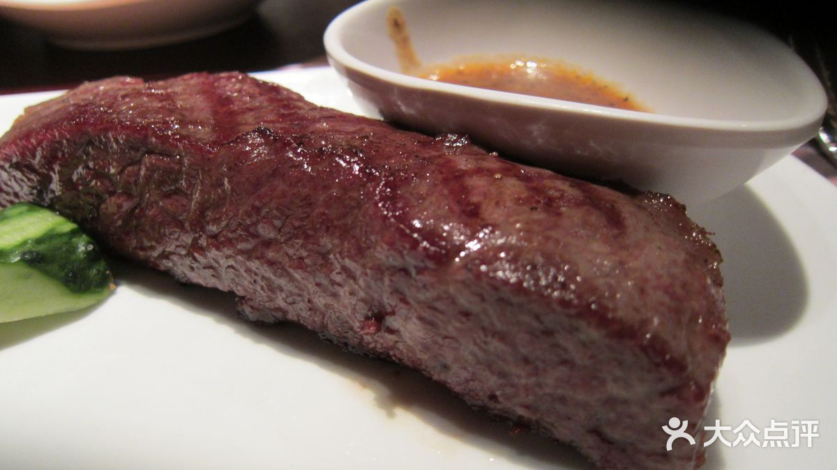 碳烤果木牛小排