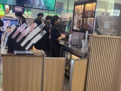 -霸王茶姬(上海静安大悦城店)