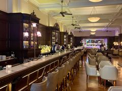 -LONG BAR 廊吧(外滩华尔道夫酒店)