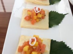 千层酥配果粒三文鱼-梧桐餐厅(泉城路店)