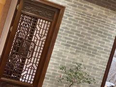 -龙悦湾酒家·八阵鱼生·渔人码头店