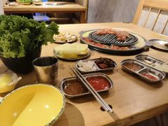 -猪掌柜韩国烤肉(六折店)