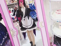 -甜镜物语 LOLITA·汉服·JK制服三坑生活馆(滨江道店)