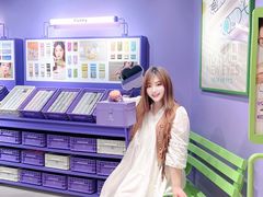 -HITOMI希多蜜美瞳(凯德晶萃店)