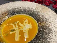 奶油南瓜汤-YUE·6·西式融合餐厅(外滩六号店)