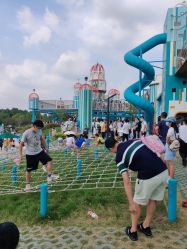 -季高兔窝窝亲子园(上海薰衣草公园店)