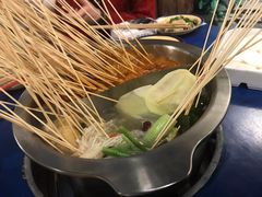 -马路边边麻辣烫联盟路店