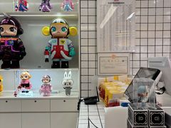 -泡泡玛特POPMART(上海环球港店)