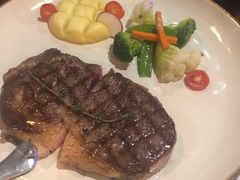 -SISTERS BAR RESTAURANT川意酒馆(嘉善老市H楼店)
