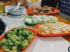 -云南印象昭通天麻火腿鸡(新疆石油花园二期店)
