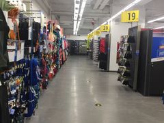 -迪卡侬(燕山店)