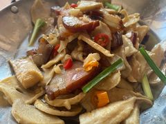干笋炒腊肉-来韶饭店