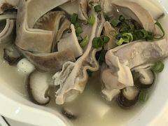 -万山楼海鲜酒家·二十三年老字号