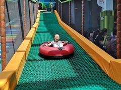 -蒙特利亲子乐园