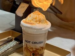 -HOT CRUSH趁热集合·现烤面包(上海环球港店)
