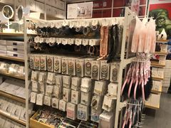 -名创优品(江南新地店)