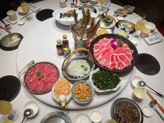 -泓炙颐凤鲜海鲜火锅料理(桐乡店)