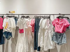 -URBAN REVIVO(西安Momopark店)