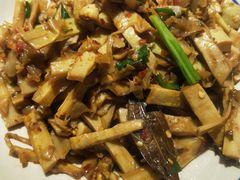 小笋酸菜-炊烟·山房菜