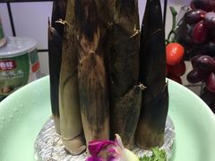 -山河屯铁锅炖(哈西站店)