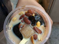 -八婆婆烧仙草(中山路店)