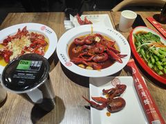 -叶派龙虾•招牌香辣蟹·海鲜(中海国际店)