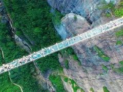 -玻璃桥景区石牛寨