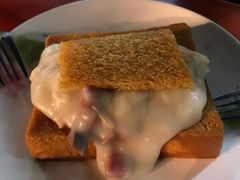 棺材板-六合夜市