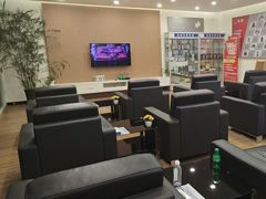 -华胜奔驰宝马奥迪专修连锁(虹梅南路店)