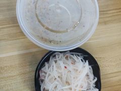 -小蛮妞家螺蛳粉(凯旋路店)