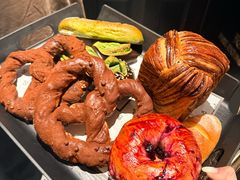 -BUTTERFUL&CREAMOROUS 黄油与面包(万象城店)