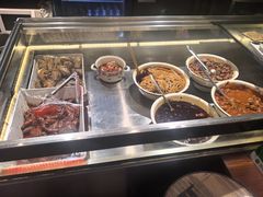 -爆炸头阿姨小四川正宗川味小吃(无任何分店)
