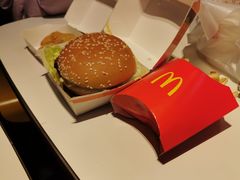 -麦当劳(欢乐谷店)