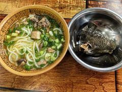 -正宗李家土鸡米线店