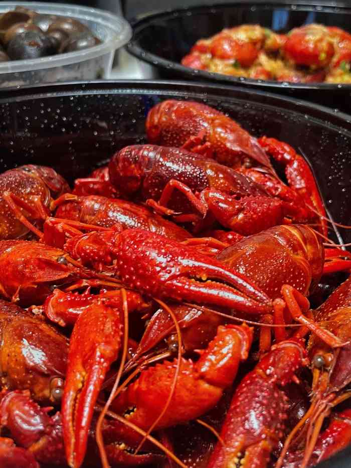 靓靓蒸虾(天泽街店)-"周末晚上八点去的,楼下还是满座的,就餐时.