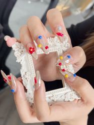 -芊屿芊浔美甲