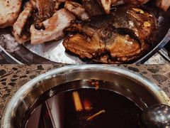 -肖肖酸萝卜鱼火锅(总店)