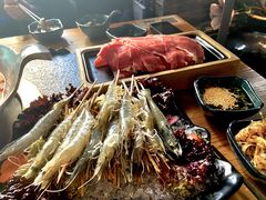 -湊湊火锅·茶憩(南京东路悦荟店)