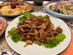 葱爆羊肉-阿拉丁新疆风味餐厅·清真(罗廊巷店)