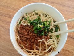 -老五热干面(沿江大道店)