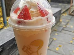 厚牛乳莓莓冻-喜茶(广州番禺奥园广场店)