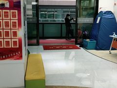-雅悦齿科(顾村公园店)