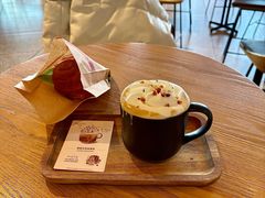 -星巴克臻选(上海合生汇1F店)