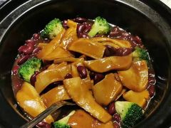 鲍汁红腰豆扒花胶-山泉公馆酒家(广州东站店)